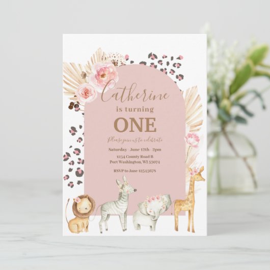 Arch Boho Pampas Grass Animal Safari Birthday Kaart (Staand voorkant)