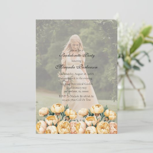 Arch Butter-Yellow Foto Bachelorette Party Kaart (Staand voorkant)