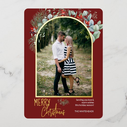 Arch Greenery Merry kerstfoto Bourgundy Folie Feestdagenkaart (Voorkant)