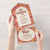 Arch Groovy Retro 70s bloemenbruiloft All In One Uitnodiging (Afscheurbaar)