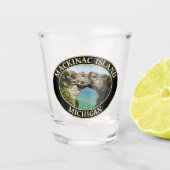 Arch Rock op Mackinac Island, Michigan Shot Glas (Voorkant)