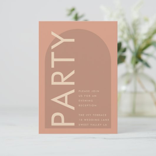 Arch Terracotta Pampas Boho Desert Coral Wedding Informatiekaartje (Staand voorkant)