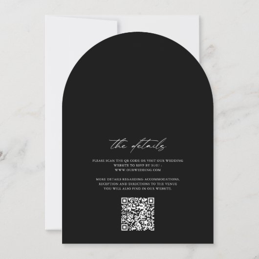Arch Zwart Wit Monogram QR Code Classic Wedding Kaart (Achterkant)