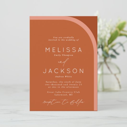 Arched Desert Terra Cotta Modern Wedding Kaart (Staand voorkant)
