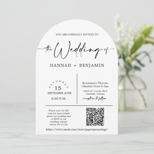 Arched Modern Minimal Script Wedding QR Code Foto Kaart (Staand voorkant)