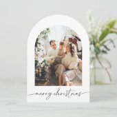 Arched Modern Script Foto Familie Kerstmis Kaart (Staand voorkant)