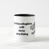 Archeologen zullen alles dateren mok (Midden)