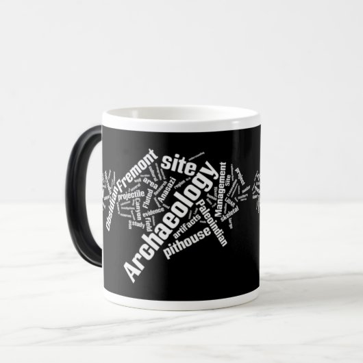 Archeology cloud mok: zwart wit magische mok (Voorkant links)