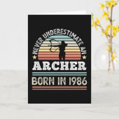 Archer, geboren in 1986 40th Birthday Archery Gift Kaart (Gele Bloem)