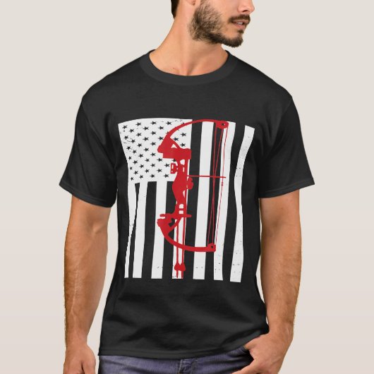 Archery American Flag Usa Patriotic Bow Arrows Arc T-shirt (Voorkant)