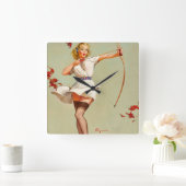 Archery Pin-Up Girl Vierkante Klok (Huis)