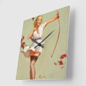 Archery Pin-Up Girl Vierkante Klok (Hoek)
