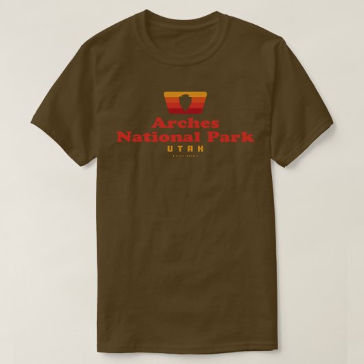 Arches National Park Retro Badge Arrowhead Rood T-shirt (Design voorkant)