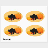 Arching zwarte kat met pompoenen ovale sticker (Vel)