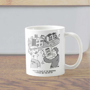 Architect en bouwer die naar de plannen van het Hu Koffiemok