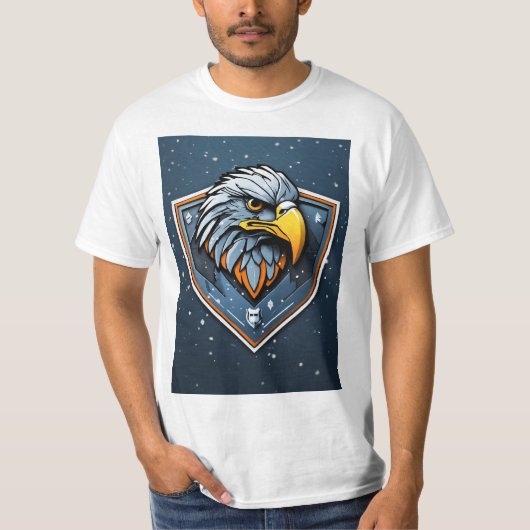 Arctic Avian Fury: Futuristisch Eagle-Raven T-shir T-shirt (Voorkant)