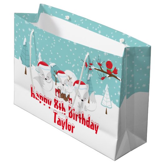 Arctic Foxes KerstWoodland Happy Birthday Lar Groot Cadeauzakje (Voorkant Gekanteld)