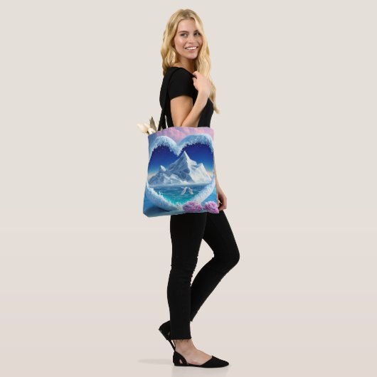 Arctic Love Oasis Tote Bag (Op model)