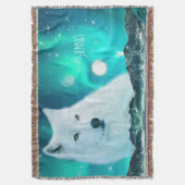 Arctische wolf en magische nacht met noorderlicht deken (Voorkant Verticaal)