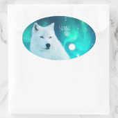 Arctische wolf en magische nacht met noorderlicht ovale sticker (Tas)