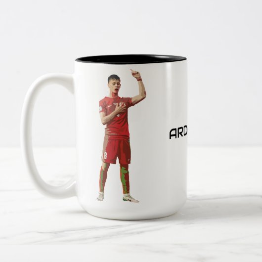 Arda Güler Artistiek Portret Tweekleurige Koffiemok (Links)