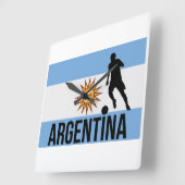 Argentijnse voetbalspeler gebruikt punt als bal vierkante klok (Hoek)