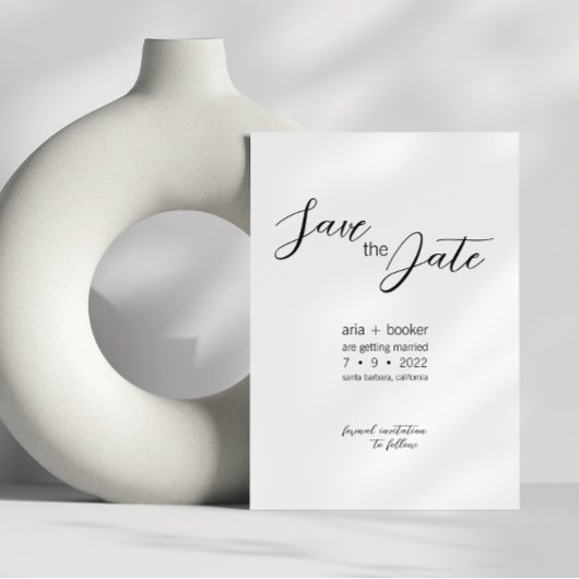 Aria · Elegant Modern Script Zwart-wit Save The Date