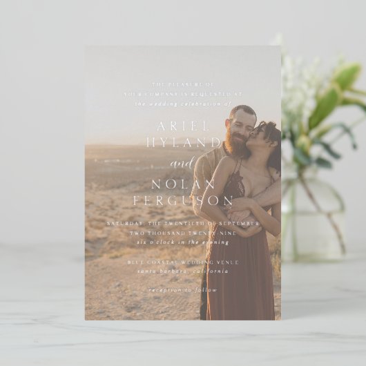 Ariel Elegant Photo Modern Wedding Folie Uitnodiging (Staand Voorkant)