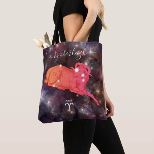 Aries Zodiac Sign Cosmic Monogram Name Red Brown Tote Bag (Dichtbij)