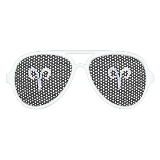 Aries Zodiac Sign on Carbon Fiber Style Aviator Zonnebril (Voorkant)