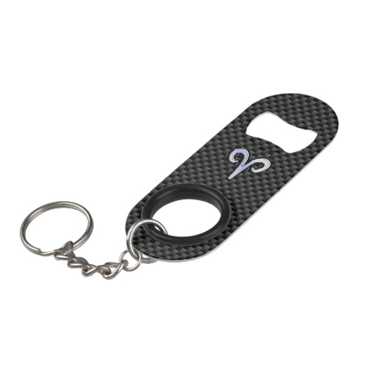 Aries Zodiac Sign on Carbon Fiber Style Sleutelhanger Flessenopener (Voorkant Gekanteld)