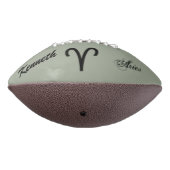 Aries Zodiac Symbol Standard van Kenneth Yoncich American Football (Gedraaid 270)