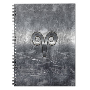 Aries Zodiac-symbool in Silver Steel Style Notitieboek