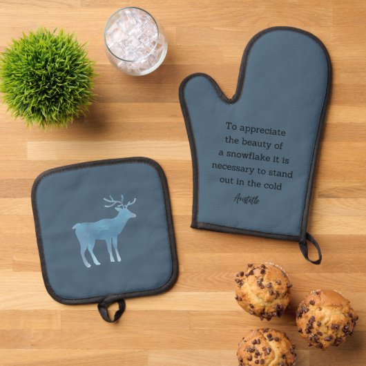 Aristotle Winter Quote Decor For Home Ovenwant & Pannenlap Set (Top down)