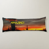 "Arizona is geweldig!" Sunset Sonoran Desert Cactu Lichaamskussen (Achterkant)