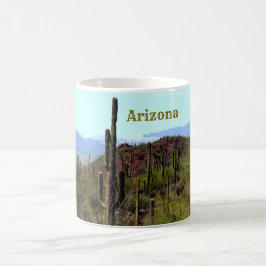 Arizona saguaro berglandschap  koffiemok
