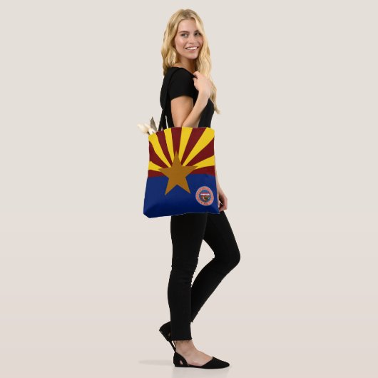 Arizona vlag tote bag (Op model)