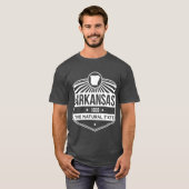 Arkansas State Motto product De natuurlijke staat T-shirt (Voorkant volledig)