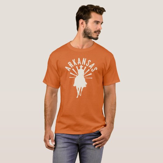 Arkansas Sunrise Cowboy Off White beroemd gemaakt  T-shirt (Voorkant volledig)