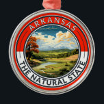 Arkansas Travel Art Badge Metalen Ornament<br><div class="desc">Arkansas retro vector reisontwerp. Deze retro-stijl reiskunst,  met zijn mix van gedurfde kleuren en  allure,  is ontworpen om een gevoel van avontuur te inspireren.</div>