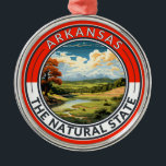 Arkansas Travel Art Badge Metalen Ornament<br><div class="desc">Arkansas retro vector reisontwerp. Deze retro-stijl reiskunst,  met zijn mix van gedurfde kleuren en  allure,  is ontworpen om een gevoel van avontuur te inspireren.</div>