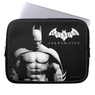 Arkham City   Batman Black en White Wide Pose Laptop Sleeve