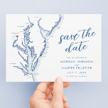 Arlington Virginia Kaart Moderne bruiloft<br><div class="desc">Kondig uw bruiloft aan in Arlington, VA met elegantie en stijl met behulp van onze moderne marineblauwe Chesapeake Bay kaart-thema foto bewaar de datum! Perfect voor bruiloften in Arlington, VA, dit aanpasbare ontwerp legt de essentie van de Chesapeake Bay-regio vast. Het markeert iconische locaties als Top of the Town, The...</div>