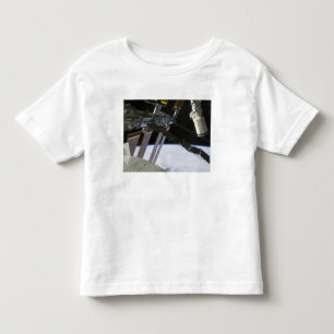 arm van Endeavor onder de International Space Stat Kinder Shirts
