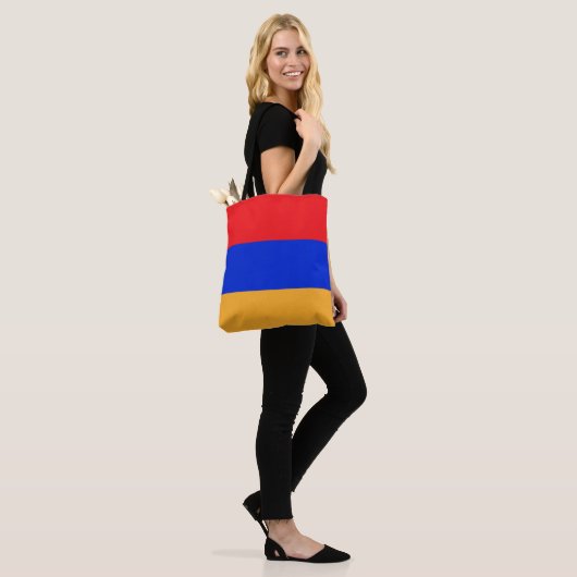 Armeense vlag tote bag (Op model)