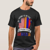 Armenian American Patriot Heart is from Armenia Fl T-shirt (Voorkant)