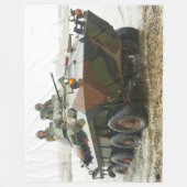 ARMORED PERSONNEL CARRIER - LAV-25 FLEECE DEKEN (Voorkant)