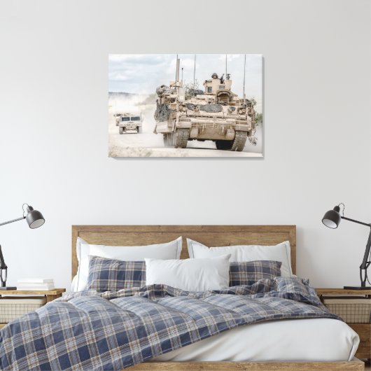 ARMORED PERSONNEL CARRIER - M2 Bradley 24x36 Canvas Afdruk (Insitu (Slaapkamer))