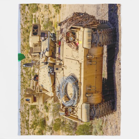 ARMORED PERSONNEL CARRIER - M2 Bradley Fleece Deken (Voorkant)