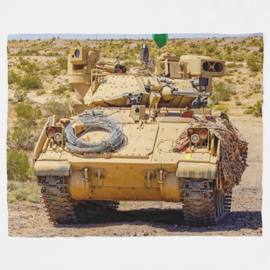ARMORED PERSONNEL CARRIER - M2 Bradley Fleece Deken (Voorkant (Horizontaal))